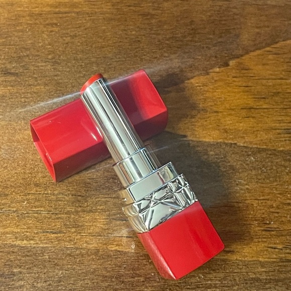Dior Rouge Ultra Star Lipstick - Picture 2 of 3